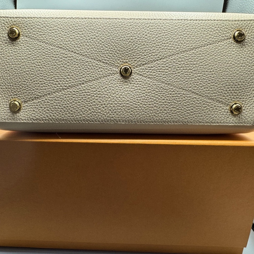 Louis Vuitton Vendôme MM - Picture 7 of 13